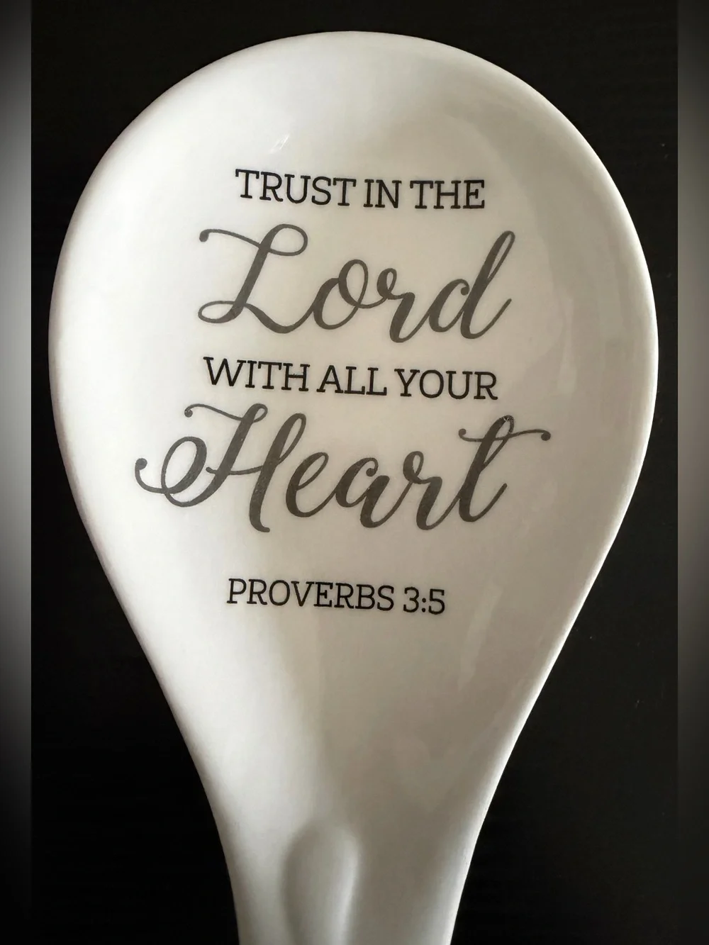 White Ceramic Spoon Rest with 'Trust in the Lord' Scripture